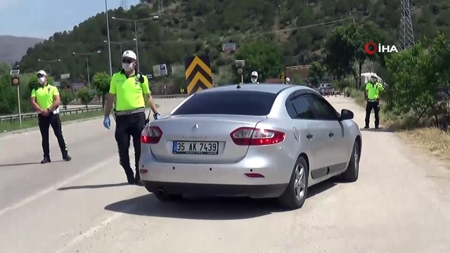 Maket polis aracı uygulaması trafik kazalarını düşürdü