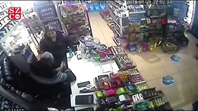 Şiddetin kanıtı kızının saçlarını gösterip ağladı