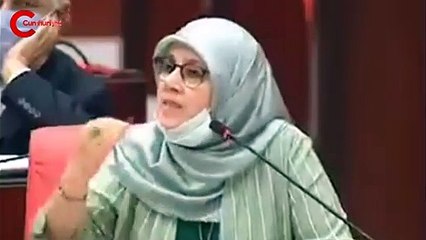 Hüda Kaya'dan Diyanet'e eleştiri: Bizim adımıza ahkam kesemez, konuşacaksa hırsızlık ve tecavüz için konuşmalı