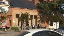 Ingresada de gravedad una joven tras recibir hasta 20 puñaladas de su compañero de piso en Palamós (Girona)