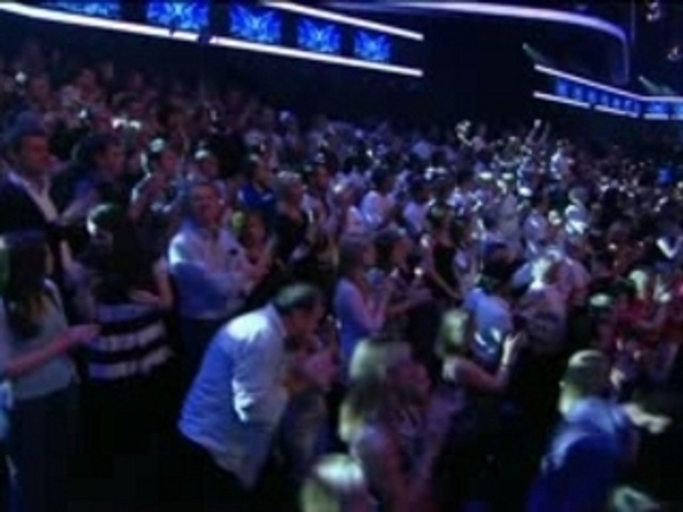 Leona Lewis - Bleeding Love (live)