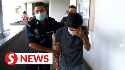 Скачать видео: Five teenagers accused of raping underage girl