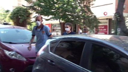 Polis ve itfaiye evde rahatsızlanan yaşlı adam için alarma geçti
