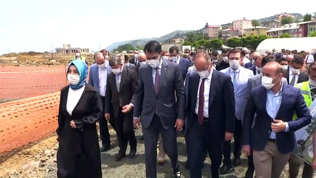 Bakan Kurum, Vakfıkebir Millet Bahçesi'nde incelemelerde bulundu - TRABZON