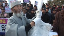 South Korea takes legal action against anti-North Korea activists