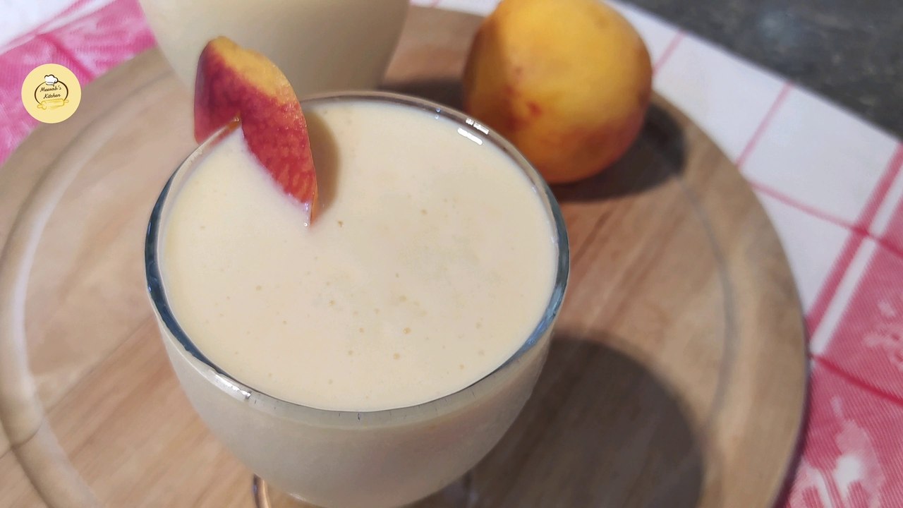 Mango Peach milkshake by Meerabs kitchen