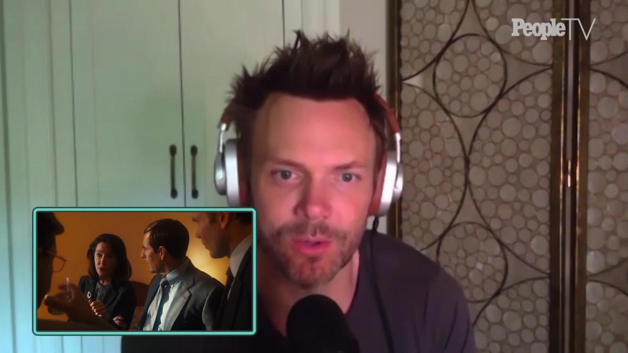Joel McHale Explains the Practical Joke Steven Soderbergh and Matt Damon Played on Him While Shooting ‘The Informant!’