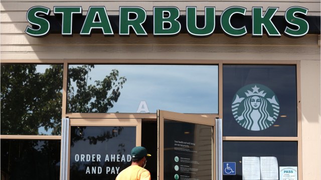 Starbucks Closing 400 Stores, Pivoting To Pickup