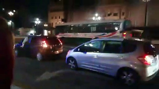 Nos estamos quedando sin camas de terapia intensiva : bocinazo de médicos frente al Congreso