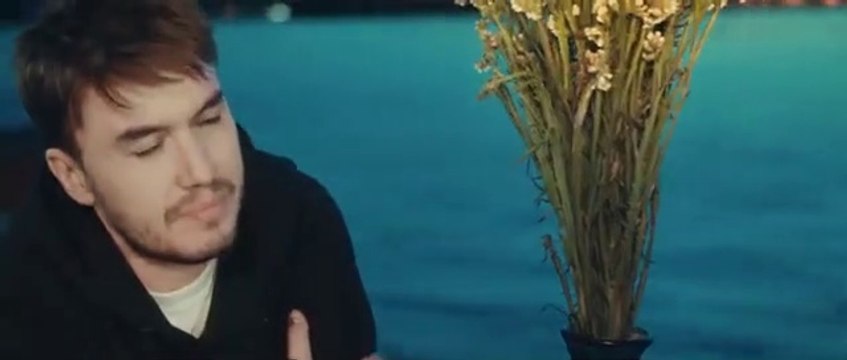 Mustafa Ceceli & Irmak Arıcı - Gün Ağarmadan