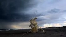 Art et talent : Les sculptures cinétiques sur une plage