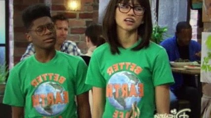 K.C. Undercover S02E17 - In Too Deep, Part 1