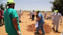 Primeras imágenes de las fosas comunes halladas en la ciudad libia de Tarhuna