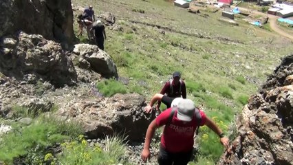 'Doğu'nun K2'si' Tekelti Dağı yeniden dağcıları ağırlıyor - IĞDIR