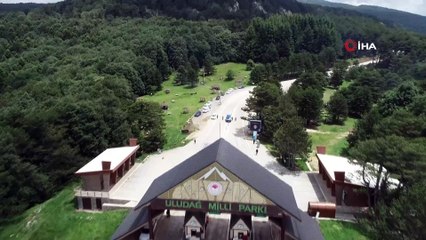 Uludağ misafirlerine açıldı, vatandaşlar piknik yaptı