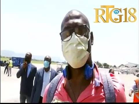 30 pasaje Jetblue ki sòti Etazini rantre nan peyi a sou otorizasyon gouvènman ayisyen an.