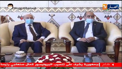 سليمان شنين وصبري بوقاودم يستقبلان رئيس مجلس النواب الليبيي بالقاعة الشرفية بمطار هواري بومدين