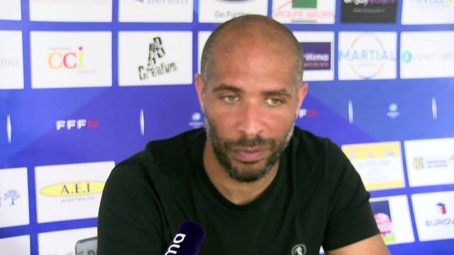 Eric Chelle (entraîneur du FC Martigues) L'objectif aujourd'hui c'est la montée en National