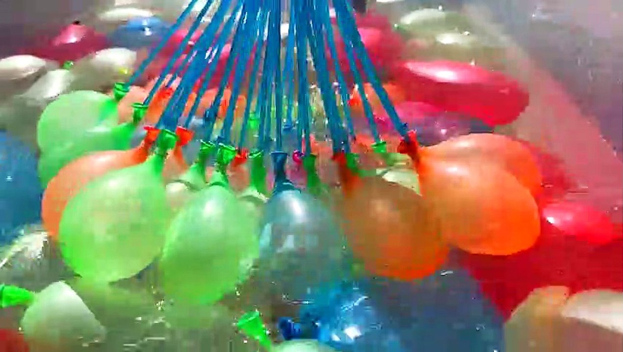 WATER BALLOON CHALLENGE! Bunch O Balloons