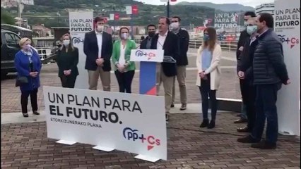 Iturgaiz presenta a PP+Cs como "dique de contención" al nacionalismo