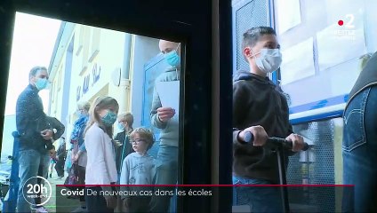 Écoles : quelles stratégies lorsque des cas de coronavirus sont découverts ?