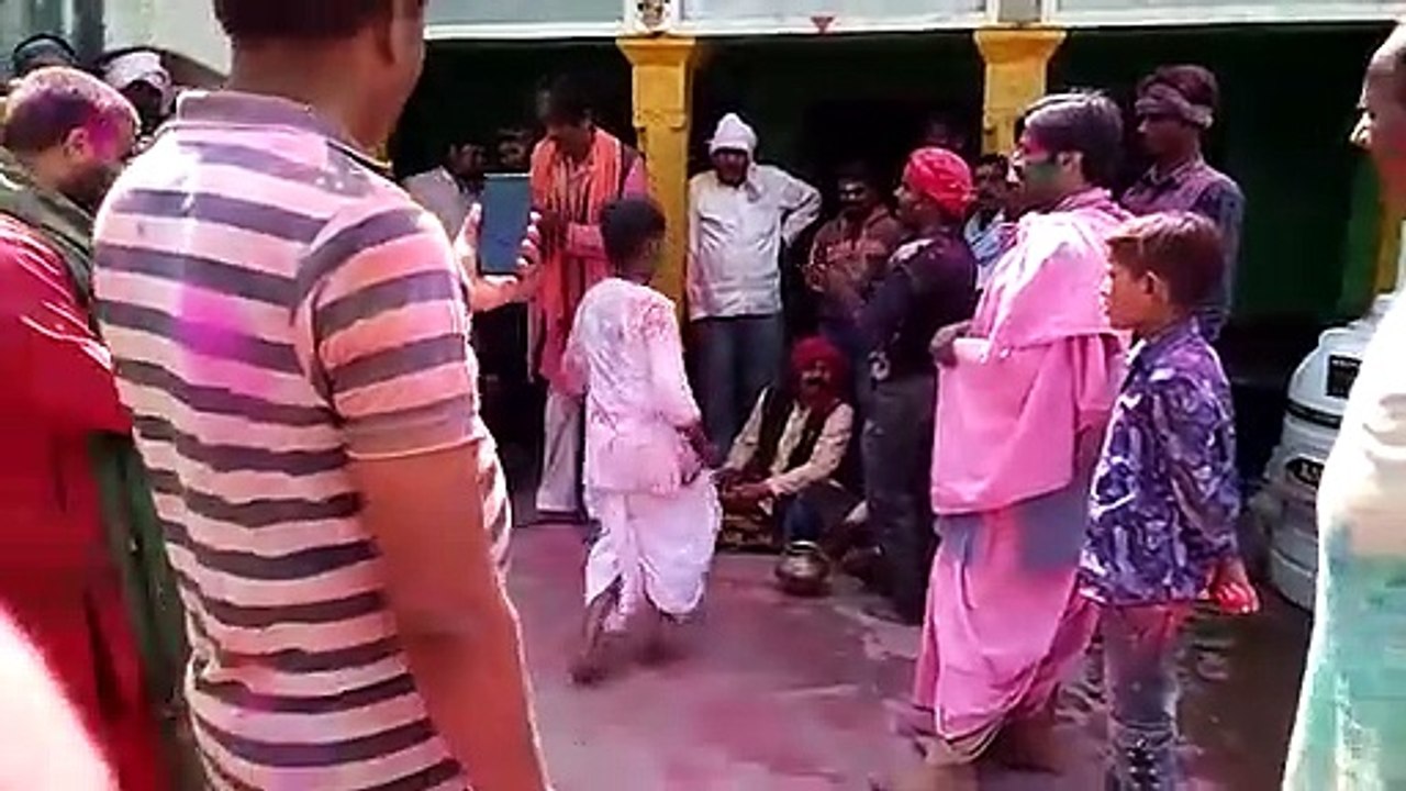 holi dance 2020