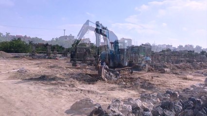 lái máy xúc yanmar xúc đá hộc lên ô tô .dọn dẹp mặt bằng