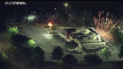 Глава полиции Атланты подала в отставку из-за убийства афроамериканца