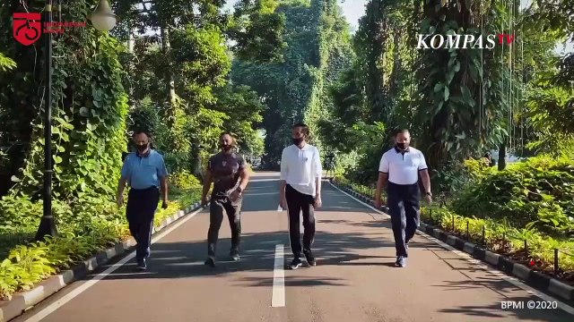 Jokowi Jogging Bareng Kepala Staf Angkatan TNI