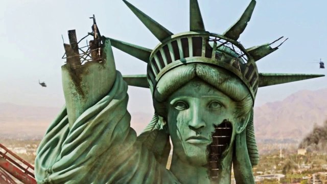 10 Shocking Facts About the World’s Most Famous Landmarks