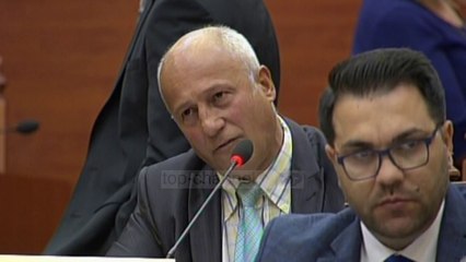 Top News - Ikin dhe dy deputetë/ Tërhiqen nga ndryshimet Kushtetuese