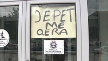 Ora News - Covid-19 godet ekonominë, 80 biznese në Vlorë u mbyllen gjatë periudhës mars-prill