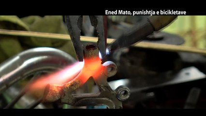 Report Tv, Veri Jug - Ened Mato, punishtja e biçikletave