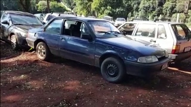 Veículos Monza e Corcel são recuperados pela PM no Bairro Melissa