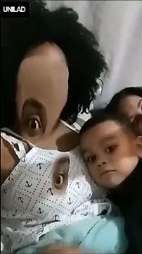 La réaction de son fils face à ce filtre snapchat : mythique