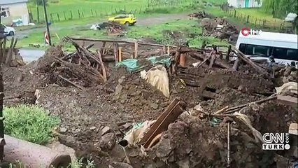 Son Dakika: Bingöl'de 2 köyde evler yıkıldı: 9 yaralı | Video