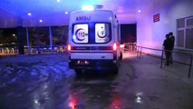 Bingöl depreminde yaralanan güvenlik korucusu Erzurum'a getirildi