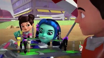 Miles From Tomorrowland S03E11 , Grendels Moving Castle The Great Gadfly
