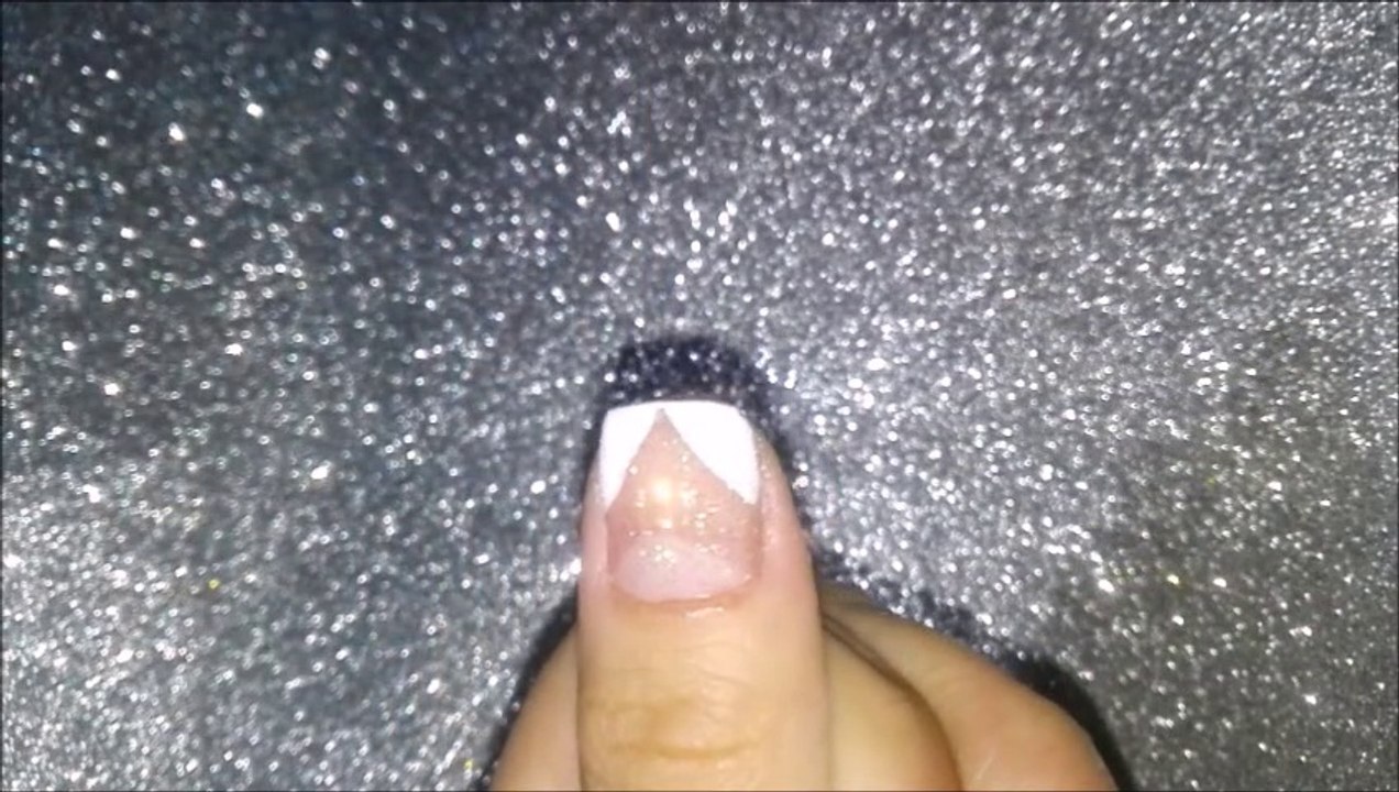 #1. DIY CUTE DESIGN FOR SHORT NAILS EASY AND FASTDIY LINDO DISEÑO PARA UÑAS CORTAS FACIL Y RAPIDO