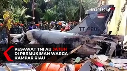 Pesawat TNI AU Jatuh di Permukiman Warga Kampar Riau