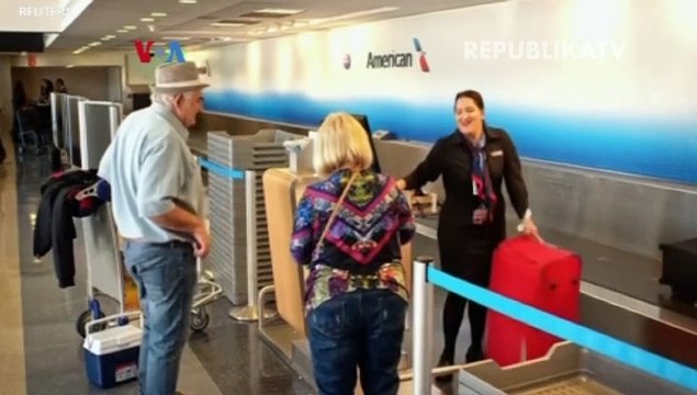 Penumpang pesawat udara di bandara Amerika Serikat (ilustrasi)