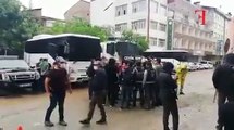 HDP'nin Hakkari yürüyüşü öncesi parti binası ablukaya alındı