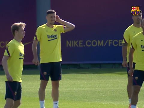Barça - Messi, Griezmann et Lenglet tout sourires à l'entrainement