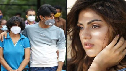 Video herunterladen: Sushant Singh Rajput की बहन से झगड़ा कर चुकी है Rhea Chakraborty; वजह | FilmiBeat