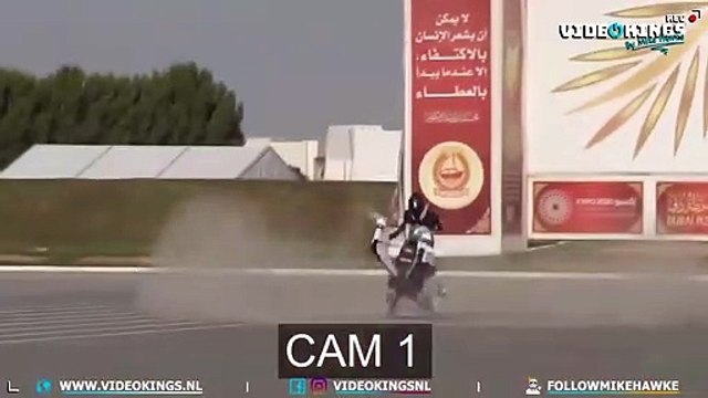 Il a failli se faire décapiter par les pales des hélices de cette moto volante.