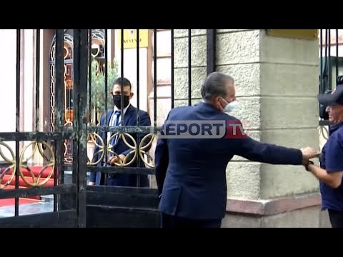 Report TV - Fitoi betejën me COVID-in, deputeti Adriatik Alimadhi rikthehet në Kuvend