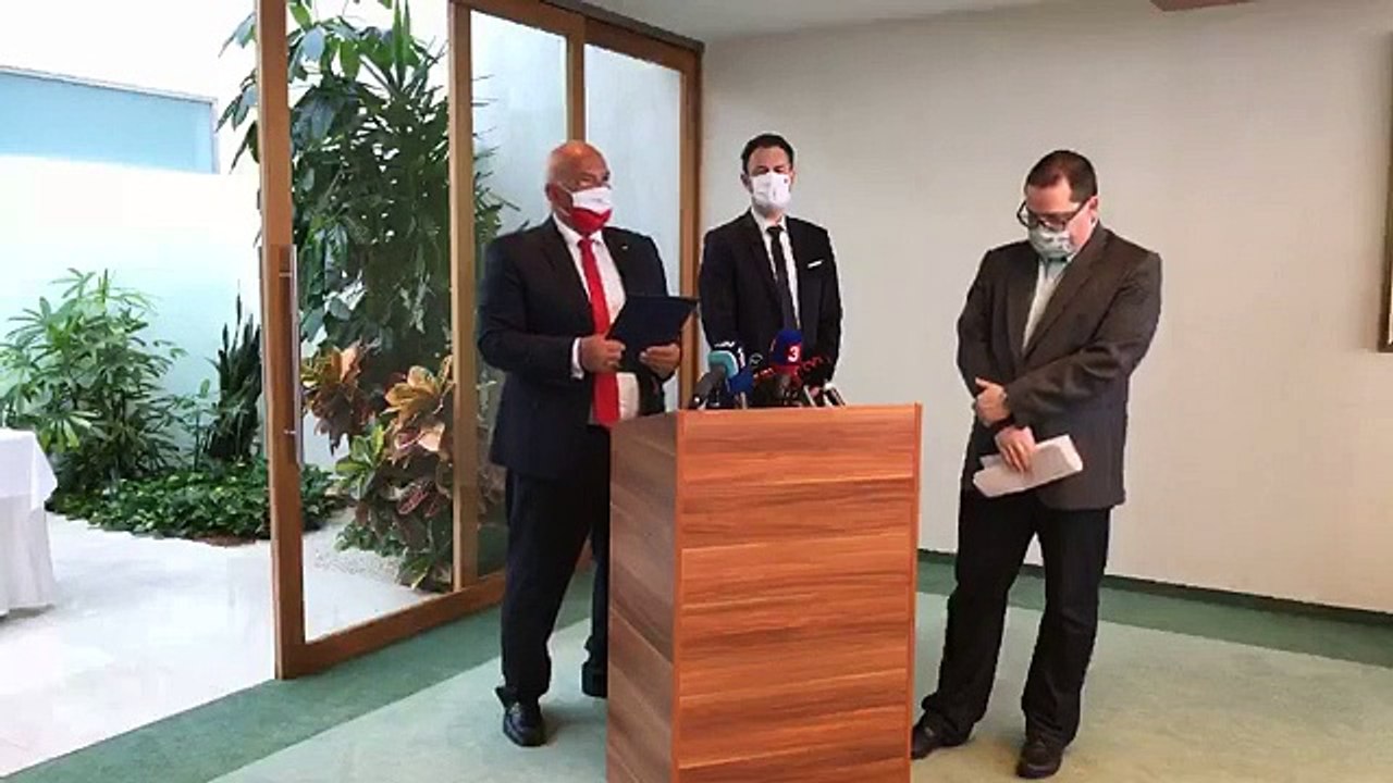 ZÁZNAM: TK ministra financií E. Hegera
