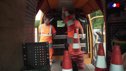 ⚠️Vous qui passez sans me voir !