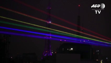 Sao Paulo: pas de Gay Pride à cause du Covid-19 mais un arc-en-ciel laser