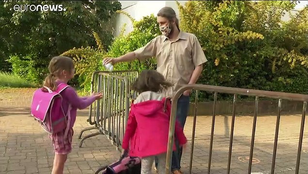 Francia, si torna a scuola: sulle misure di sicurezza quasi tutto come prima